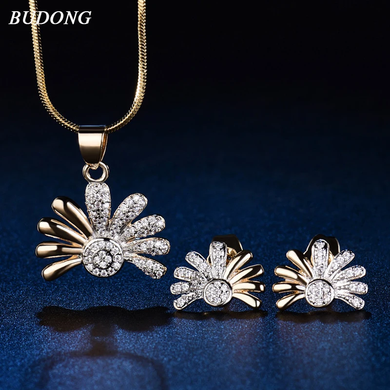 BUDONG Luxury Wedding Jewelry Sets For Women Flower Christmas Necklace Pendant Earrings with High Quality AAA Zircon XUT037A
BUDONG Luxury Wedding Jewelry Sets For Women Flower Christmas Necklace Pendant Earrings with High Quality AAA Zircon XUT037A