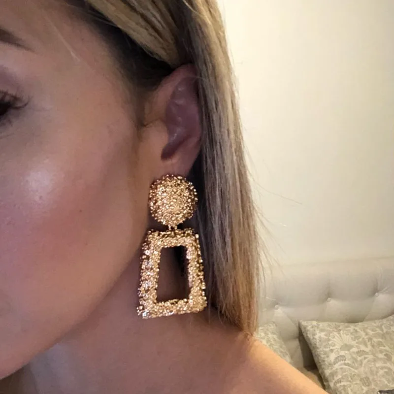 Girlgo Hot Sale Women Big Geometric Za Drop Earrings Jewelry Fashion Women Gold Metal Wedding Party Gifts Dangle Earrings CC26
Girlgo Hot Sale Women Big Geometric Za Drop Earrings Jewelry Fashion Women Gold Metal Wedding Party Gifts Dangle Earrings CC26