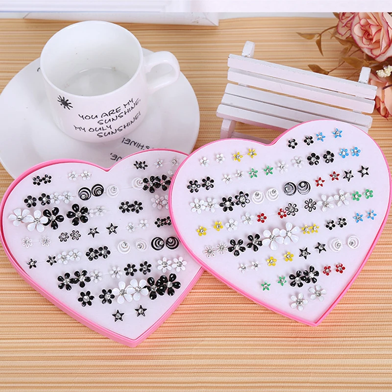 36 Pairs/Set Cute Resin white Black colorful Flower Stud Earring Set For Women Handwork Stud Earrings Mix Set Heart Box Design
36 Pairs/Set Cute Resin white Black colorful Flower Stud Earring Set For Women Handwork Stud Earrings Mix Set Heart Box Design