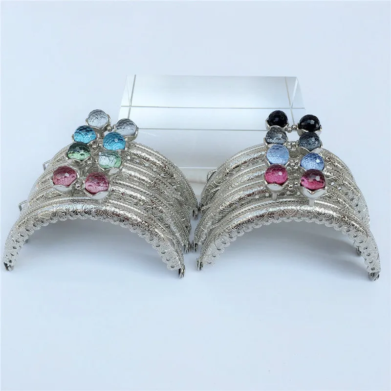 10 Colors Ruffled Fashion Mini Metal Frame Arch Flower Pattern Kiss Clasp Clutch Bag Purse Candy Bag Accessories 8.5cm 10Pcs
10 Colors Ruffled Fashion Mini Metal Frame Arch Flower Pattern Kiss Clasp Clutch Bag Purse Candy Bag Accessories 8.5cm 10Pcs