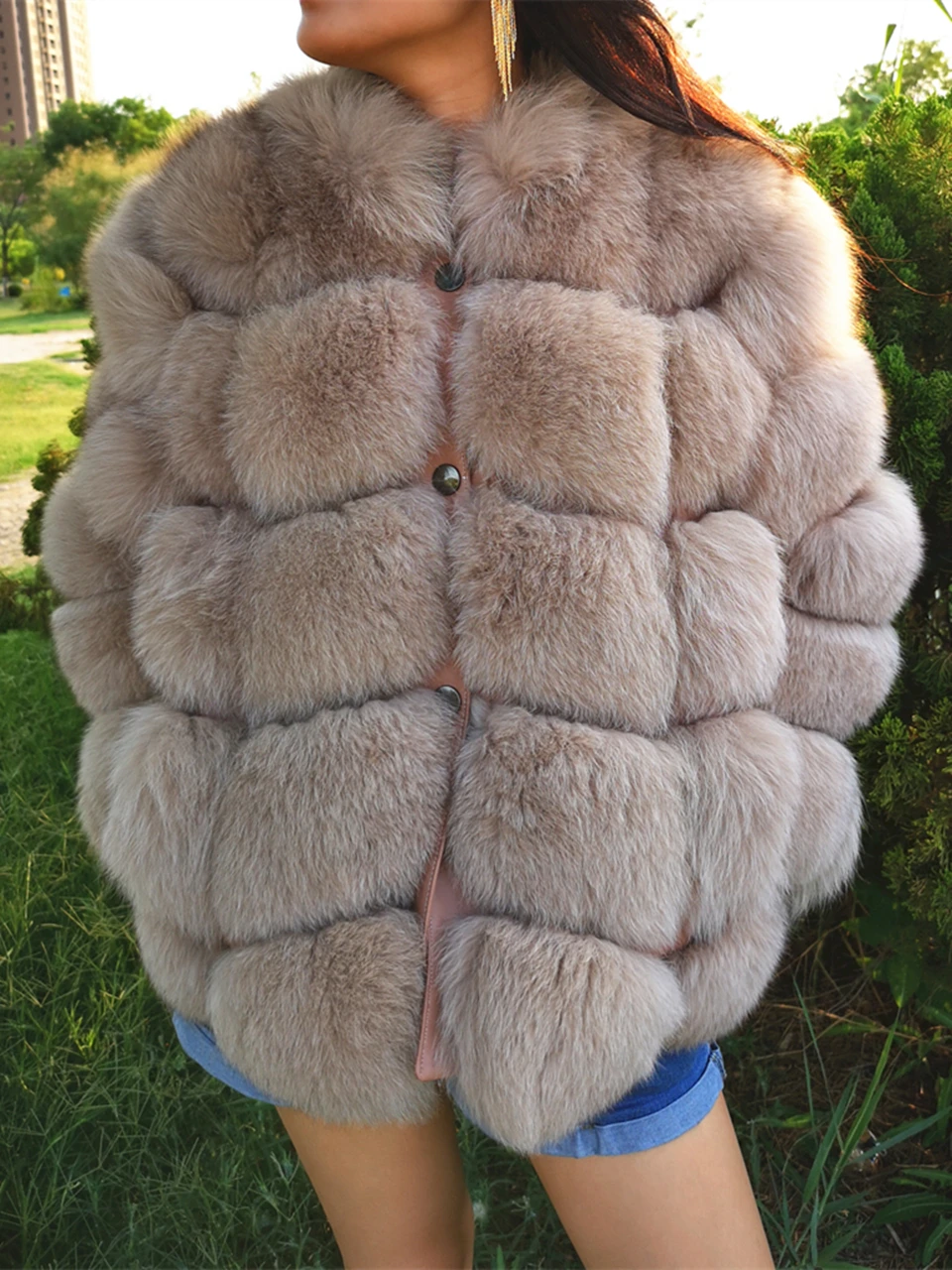 Fur Coat With Genuine Leather Natural Fox Fur Coats for Women Short Style Winter Jacket With FUR Outerwear Fox Fur Coat 2019
Fur Coat With Genuine Leather Natural Fox Fur Coats for Women Short Style Winter Jacket With FUR Outerwear Fox Fur Coat 2019