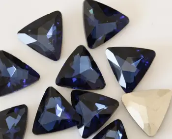 Montana Color Triangle Crystal Pointed Back Glass Fancy Stone beads.10mm 12mm 18mm 23mm
Montana Color Triangle Crystal Pointed Back Glass Fancy Stone beads.10mm 12mm 18mm 23mm