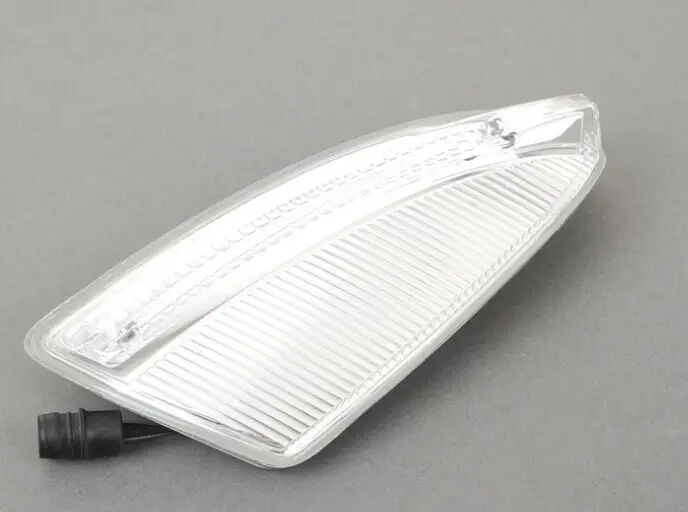 Right Door Mirror Turn Signal Light for Mercedes W164 ML350 ML450 ML500 08-14 1649061400
Right Door Mirror Turn Signal Light for Mercedes W164 ML350 ML450 ML500 08-14 1649061400