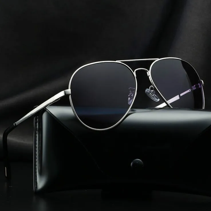 Free shipping fashion classic aviator eye protection polarized men and women sunglasses
Free shipping fashion classic aviator eye protection polarized men and women sunglasses