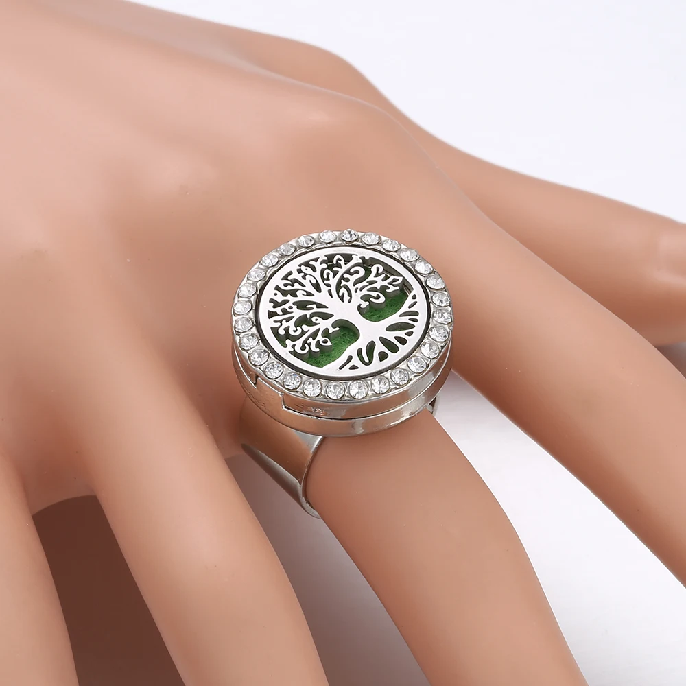 2019 New Fashion Tree of Life Hollow Adjustable Aromatherapy Locket Crystal Ring Essential Oil Scent Locket Open Rings with Pad
2019 New Fashion Tree of Life Hollow Adjustable Aromatherapy Locket Crystal Ring Essential Oil Scent Locket Open Rings with Pad