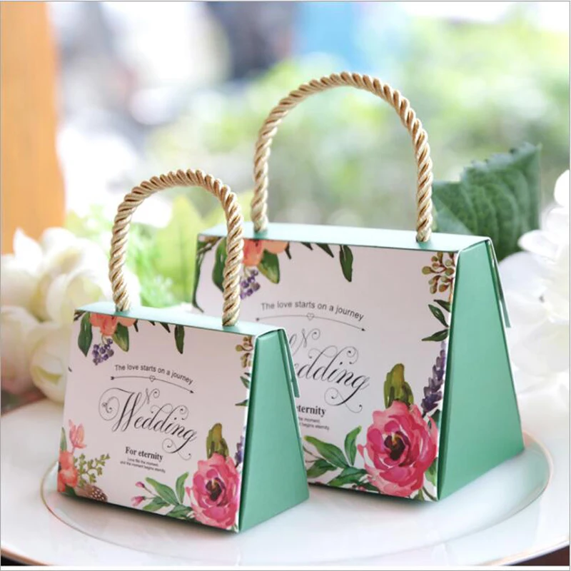 100pcs/lot High-quality Butterfly Flowers Candy Box with handles Wedding favors Portable Gift Boxes Party Favor Decoration
100pcs/lot High-quality Butterfly Flowers Candy Box with handles Wedding favors Portable Gift Boxes Party Favor Decoration