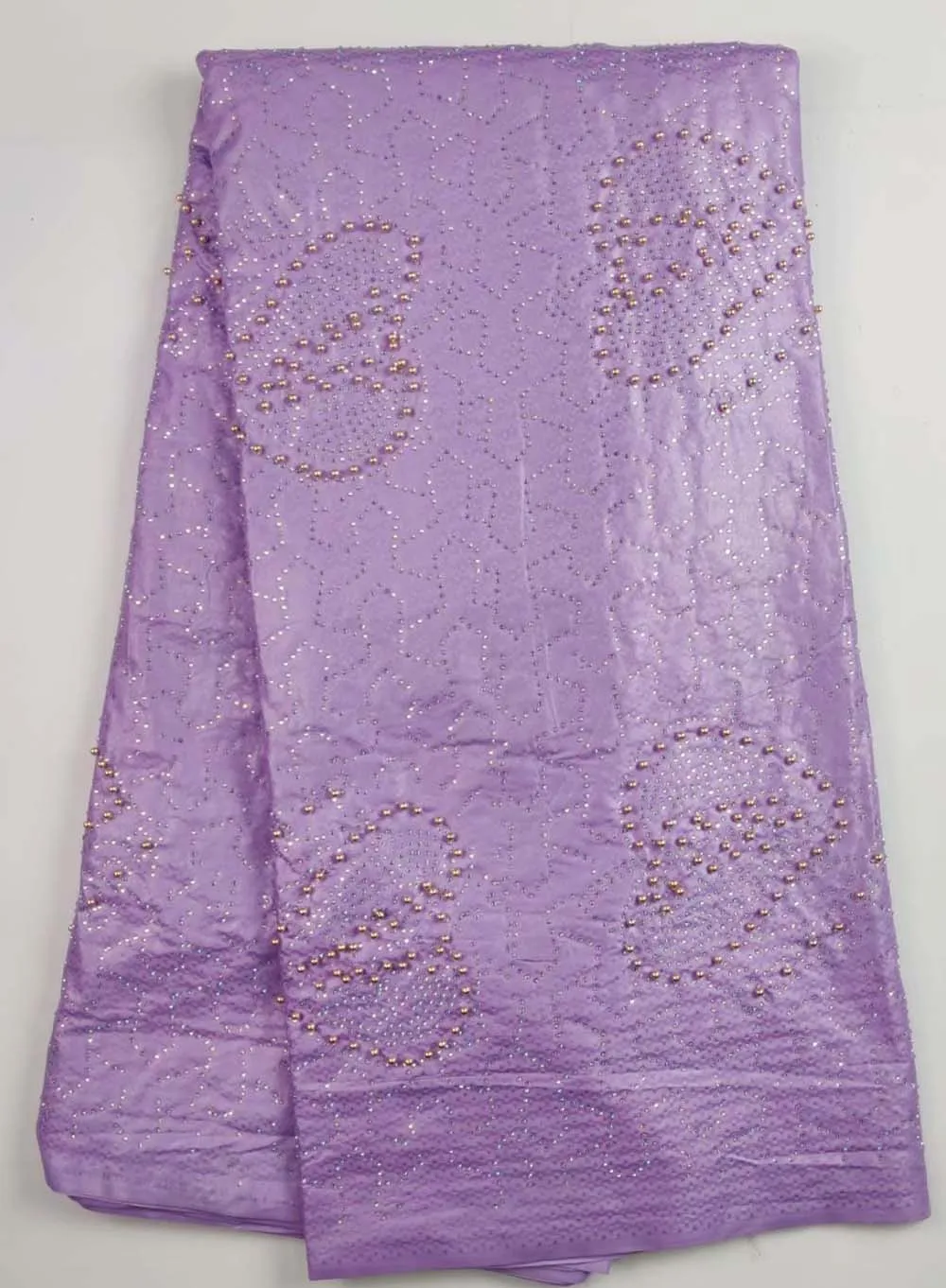 2019 High-grade jacquard and fragrant full hot diamond bazan, soft texture, 100% cotton
2019 High-grade jacquard and fragrant full hot diamond bazan, soft texture, 100% cotton