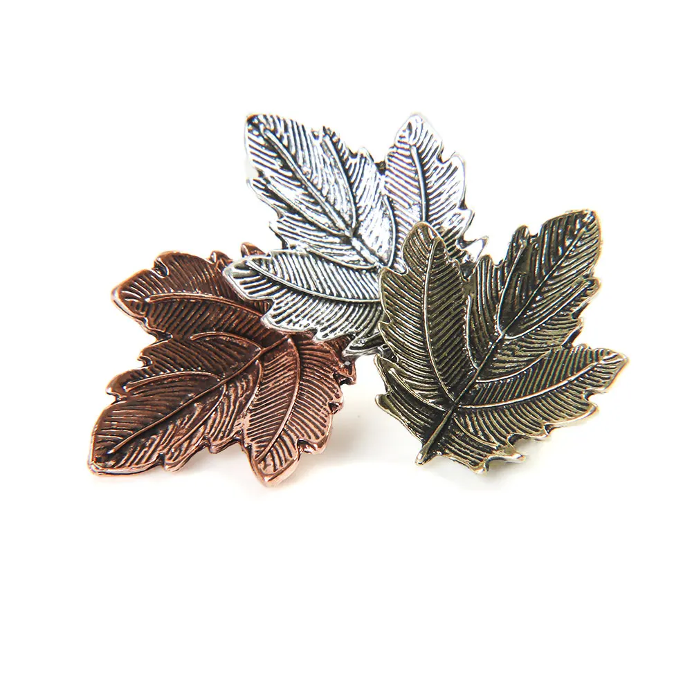 Maple Leaf Metal Brooch Lapel Pin Fashion Jewelry Garment Accessories Gift for Friends
Maple Leaf Metal Brooch Lapel Pin Fashion Jewelry Garment Accessories Gift for Friends