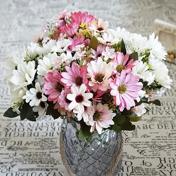 Silk daisy fake Leaf Wedding Home vase Party artificial plants for Decora plastic flowers ornamental flowerpot simulation flower
Silk daisy fake Leaf Wedding Home vase Party artificial plants for Decora plastic flowers ornamental flowerpot simulation flower