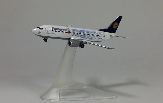 Rare HPA 1/500 Luft hansa 737-300 alloy simulation aircraft model D-ABEK Alloy collection model
Rare HPA 1/500 Luft hansa 737-300 alloy simulation aircraft model D-ABEK Alloy collection model