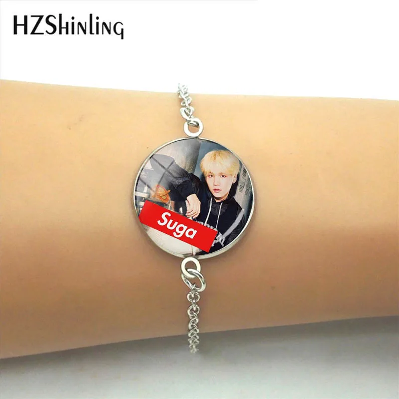 Hot Fashion BTS Logo Bracelet Personalized Bangtan Boys Album Photo Art Silhouette Silver Bracelet Jewelry For BTS Fans Gift
Hot Fashion BTS Logo Bracelet Personalized Bangtan Boys Album Photo Art Silhouette Silver Bracelet Jewelry For BTS Fans Gift