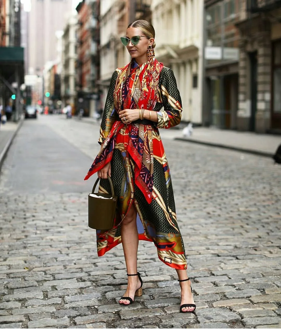 2019 Women Vintage European Style Lady Long Sleeve Flowing Belt Print Tunic Autumn Dress
2019 Women Vintage European Style Lady Long Sleeve Flowing Belt Print Tunic Autumn Dress