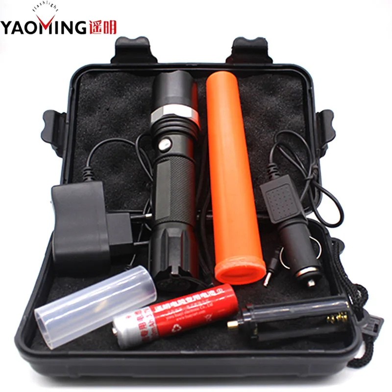 Led Flashlight Tactical Lantern CREE Q5 2000LM Led Linternas Light Rechargeable Lamp Torch Traffic Baton Wand Police Equipment
Led Flashlight Tactical Lantern CREE Q5 2000LM Led Linternas Light Rechargeable Lamp Torch Traffic Baton Wand Police Equipment