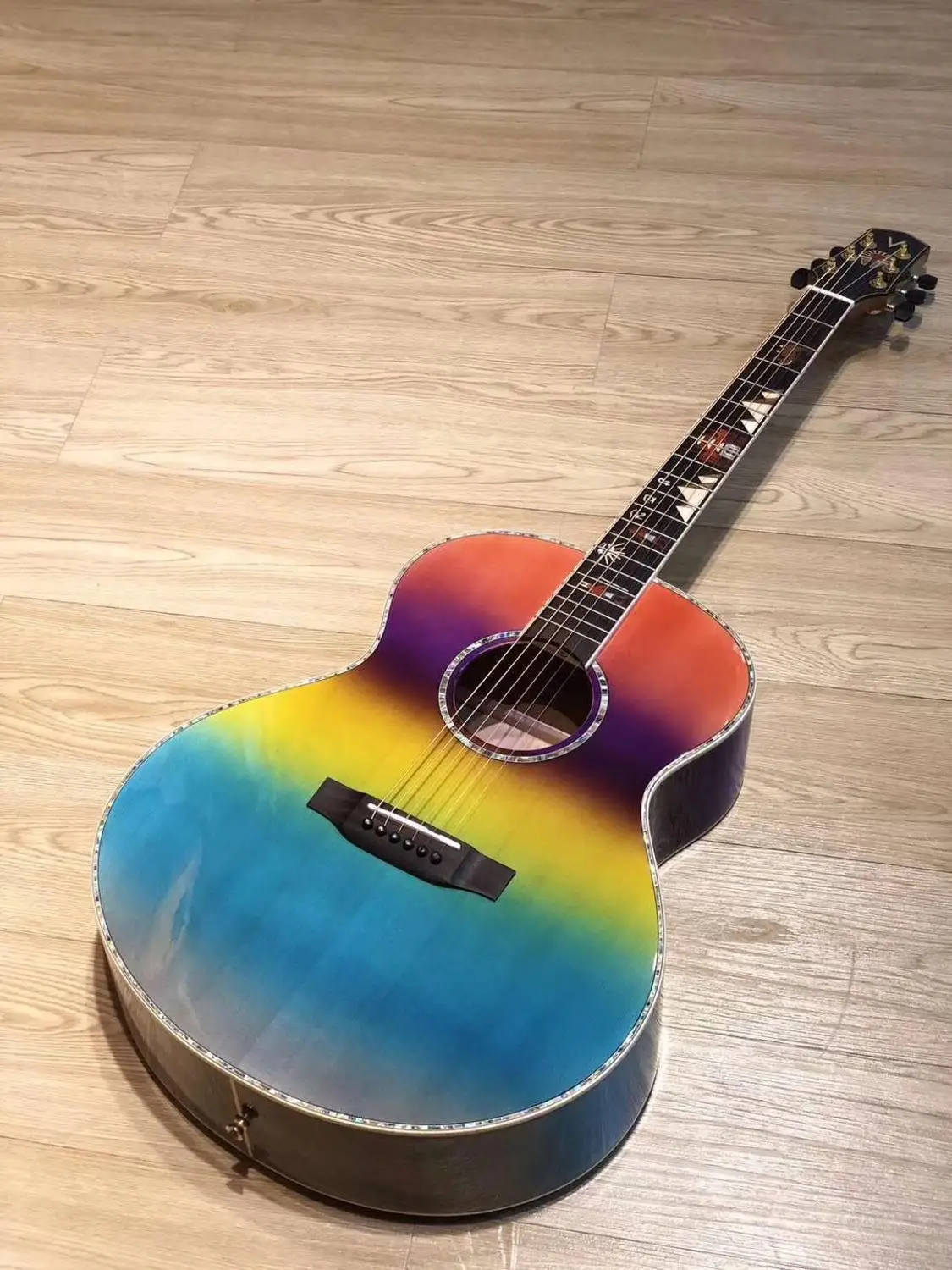 2019 new, high quality colorful bright solid spruce top acoustic guitar, rosewood fingerboard piano code 40 inch OM barrel type,
2019 new, high quality colorful bright solid spruce top acoustic guitar, rosewood fingerboard piano code 40 inch OM barrel type,