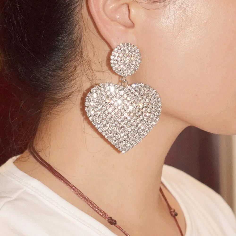 Boutique Jewelry Shiny Crystal Stone Big Heart Pendant Dangle Earrings For Women Jewelry Fashion Brand Show Statement Earrings
Boutique Jewelry Shiny Crystal Stone Big Heart Pendant Dangle Earrings For Women Jewelry Fashion Brand Show Statement Earrings
