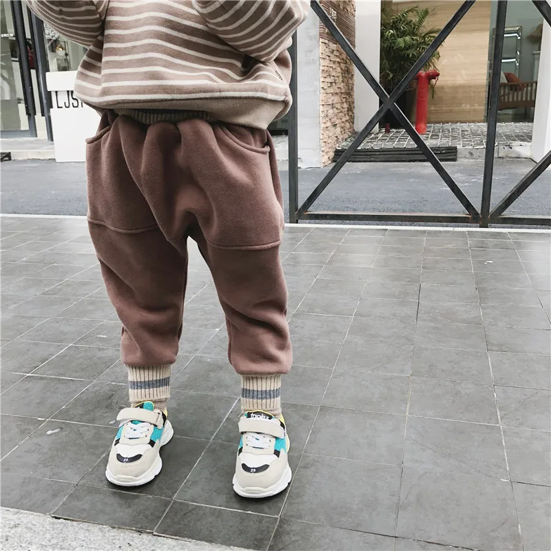 2018 Winter New Arrival Korean Version cotton casual thickened Velvet all-match harlen pants for fashion cute sweet baby girls
2018 Winter New Arrival Korean Version cotton casual thickened Velvet all-match harlen pants for fashion cute sweet baby girls