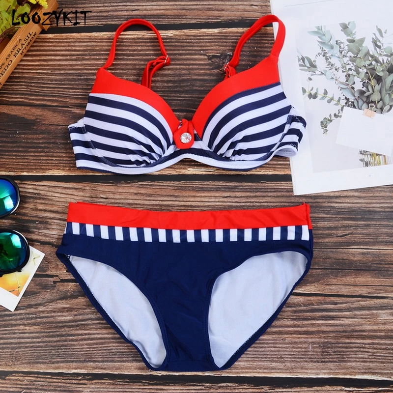 LOOZYKIT 2019 Summer Women Wave Point Bikini Set Multi-Color Printing Gather Split Swimsuit Low Waist Stripe Push Up Suit
LOOZYKIT 2019 Summer Women Wave Point Bikini Set Multi-Color Printing Gather Split Swimsuit Low Waist Stripe Push Up Suit