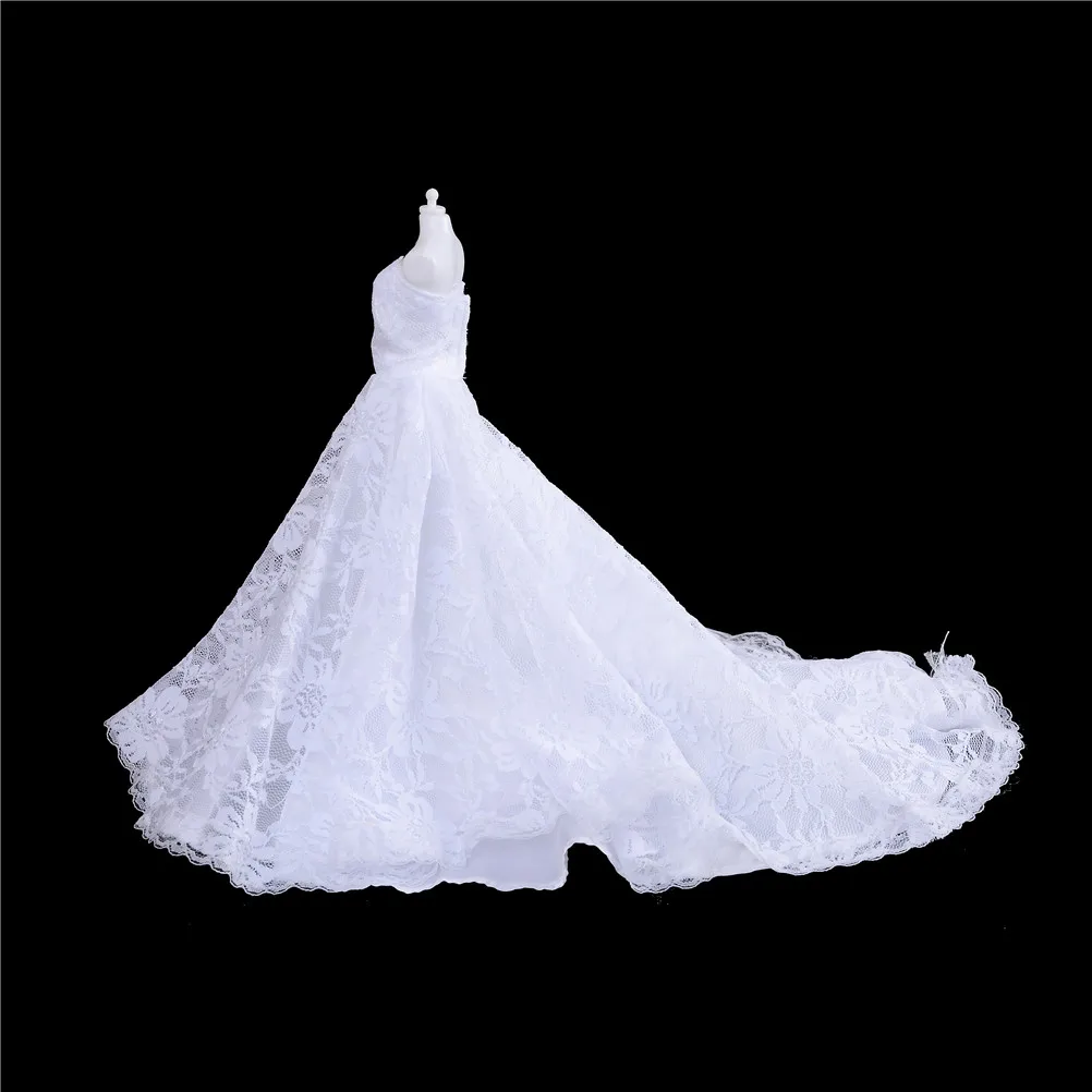 1Pcs Wedding clothes lot princess luxury trailing bride wedding dress can children toys handmade birthday dress for barbie doll
1Pcs Wedding clothes lot princess luxury trailing bride wedding dress can children toys handmade birthday dress for barbie doll