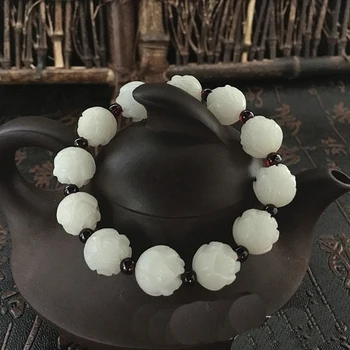Tibetan Buddha Mala Beads Bracelet cream lotus Natural White Bodhi Seed Olive Nut rosary Unisex Prayer Yoga Meditation jewelry
Tibetan Buddha Mala Beads Bracelet cream lotus Natural White Bodhi Seed Olive Nut rosary Unisex Prayer Yoga Meditation jewelry