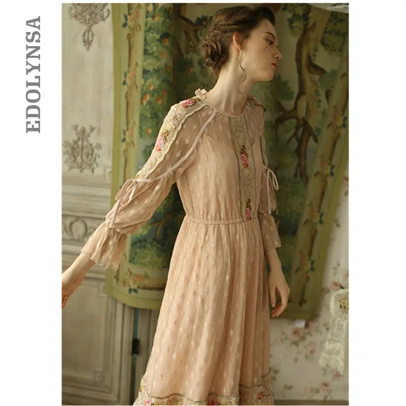 Luxury Victorian Wedding Dress Vintage Pink Fit And Flare Precision Hand Made High Quality Embroidery Lace Princess Dress T243
Luxury Victorian Wedding Dress Vintage Pink Fit And Flare Precision Hand Made High Quality Embroidery Lace Princess Dress T243