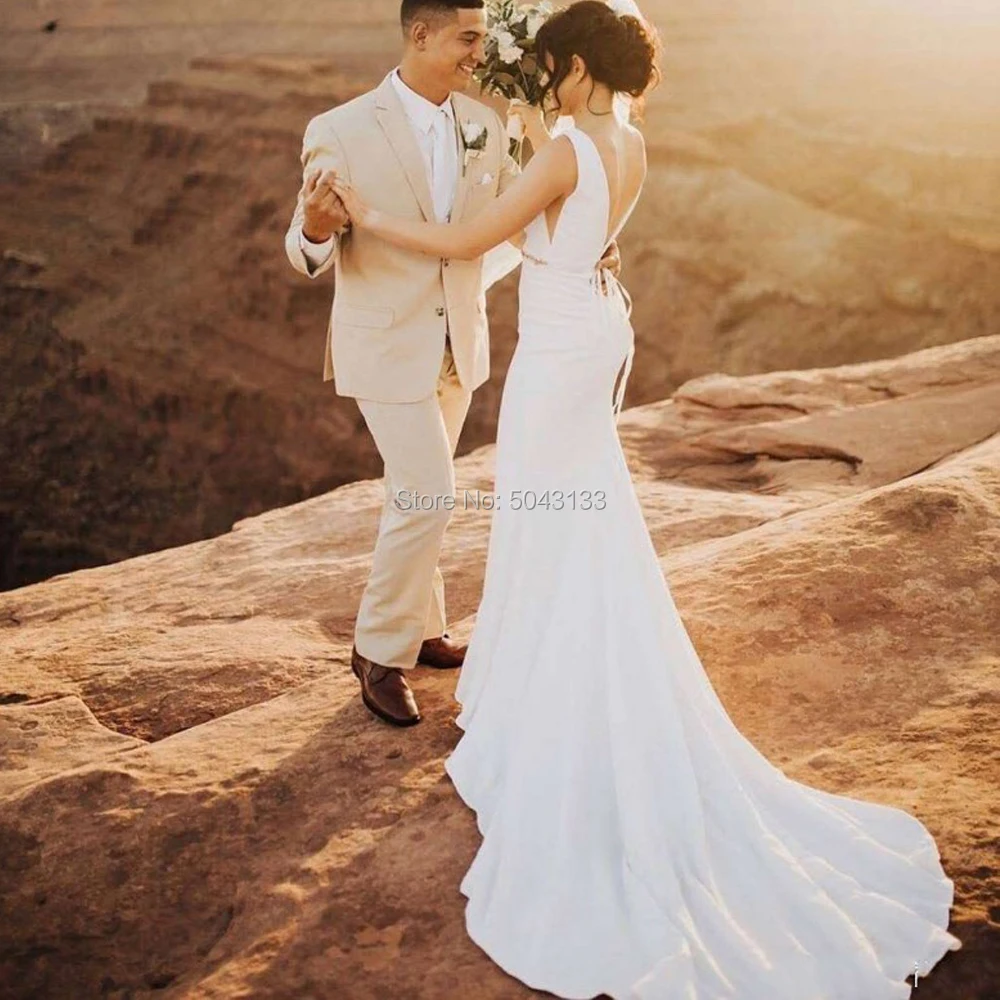 Elegant Satin V Neck Mermaid Wedding Dresses 2019 Beading Sash Boho Wedding Bridal Gowns Backless Court Train Vestidos Noiva
Elegant Satin V Neck Mermaid Wedding Dresses 2019 Beading Sash Boho Wedding Bridal Gowns Backless Court Train Vestidos Noiva