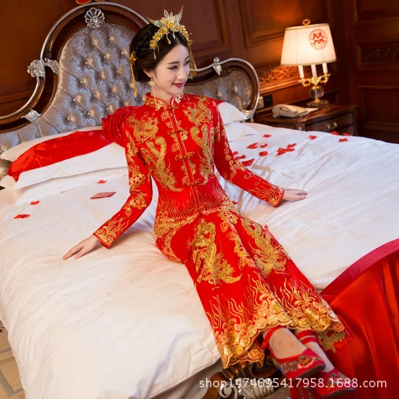 Red Traditional Chinese Gown New Bride Wedding Dress Phoenix Fashion Vestido Oriental Style Dresses Elegant China Qipao
Red Traditional Chinese Gown New Bride Wedding Dress Phoenix Fashion Vestido Oriental Style Dresses Elegant China Qipao