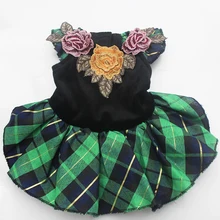 Vestido de novia de perro a cuadros verde/rojo con diseño de flores, ropa de falda para mascotas, 4 tamaños disponibles(China)