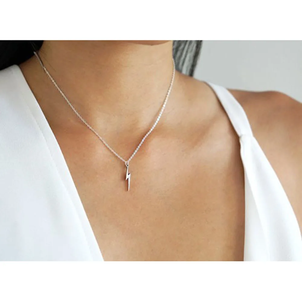 Hot Fashion Holiday Seaside Resort Beach Jewelry Retro Tibetan Silver Lightning Bolt Strike Charm Necklace Jewelry Party Gift
Hot Fashion Holiday Seaside Resort Beach Jewelry Retro Tibetan Silver Lightning Bolt Strike Charm Necklace Jewelry Party Gift