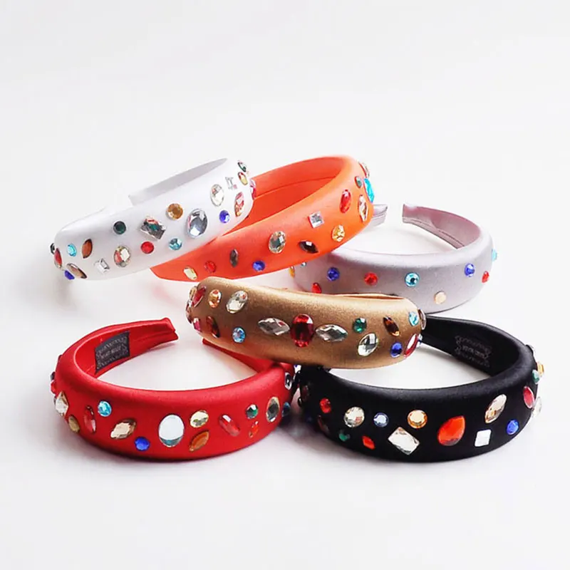 Fioday Imitation diamond Headbands Spike Rivets Studded Headbands Thick Black Pearl Hair Bands Punk Hair Accessories Wholesale
Fioday Imitation diamond Headbands Spike Rivets Studded Headbands Thick Black Pearl Hair Bands Punk Hair Accessories Wholesale