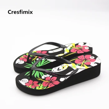 Cresfimix femmes tongs women fashion & cool floral pattern flip flops lady soft & comfortable height increased beach flip flops
Cresfimix femmes tongs women fashion & cool floral pattern flip flops lady soft & comfortable height increased beach flip flops