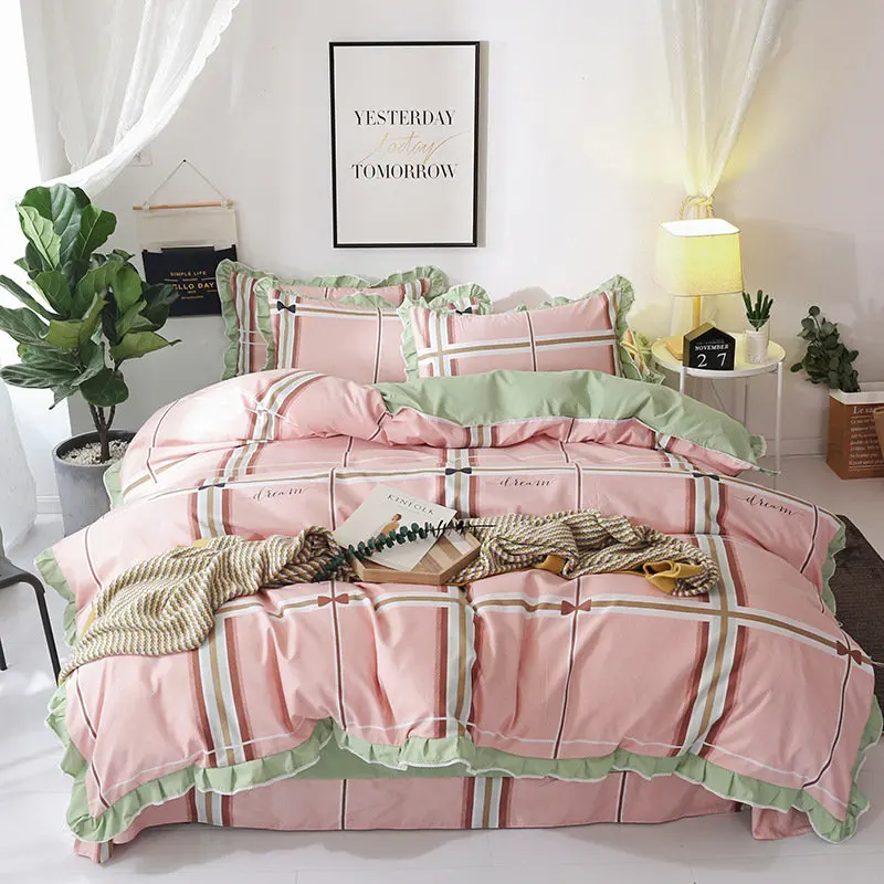Korean version of the lace princess wind four-piece set of wool tribute cotton single double bedspread bedding XHS0124
Korean version of the lace princess wind four-piece set of wool tribute cotton single double bedspread bedding XHS0124