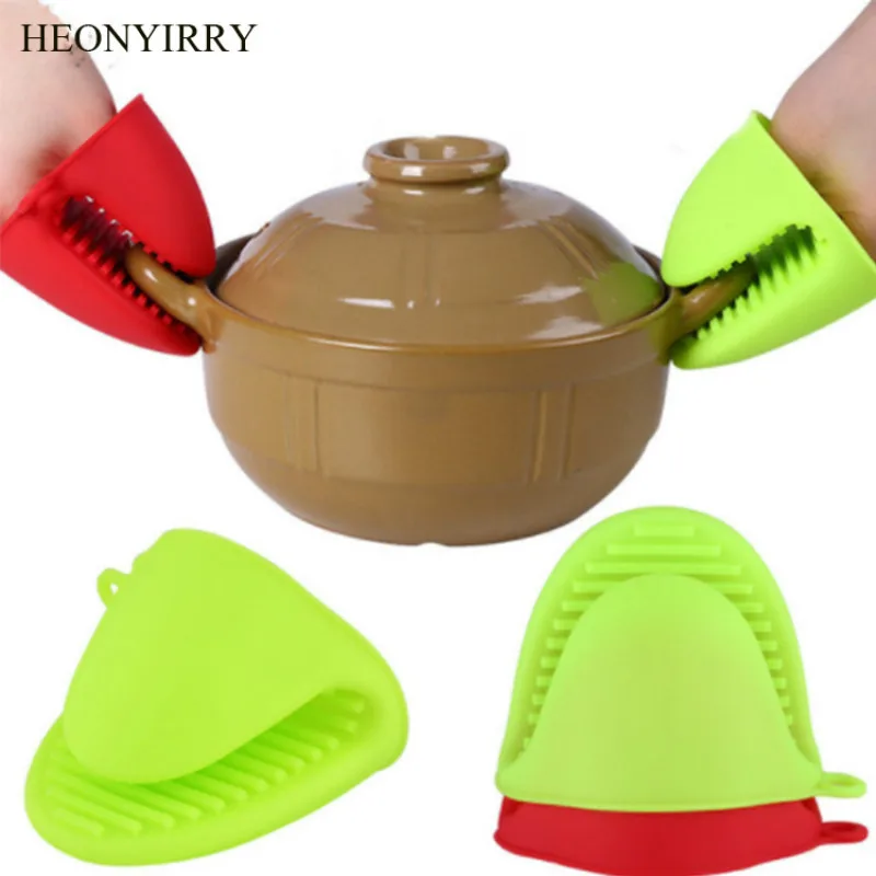 Silicone Heat Resistant Gloves Clips Insulation Anti-slip Pot Bowel Holder Clip Cooking Baking Oven Mitts Kitchen Gloves Useful
Silicone Heat Resistant Gloves Clips Insulation Anti-slip Pot Bowel Holder Clip Cooking Baking Oven Mitts Kitchen Gloves Useful
