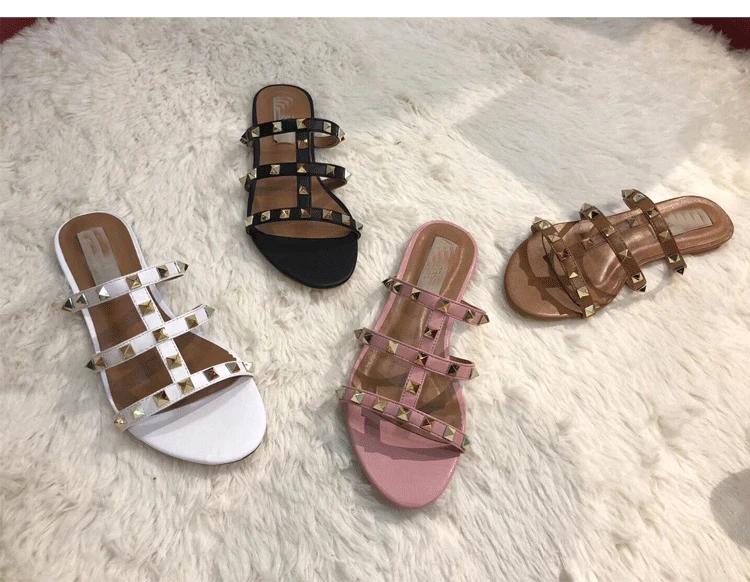 2019 Brand Women's Shoes Luxury Jewelry Letter V Beach Fashion Wear New Flat Slippers Big Name Leather Word Slippers Women 34-40
2019 Brand Women's Shoes Luxury Jewelry Letter V Beach Fashion Wear New Flat Slippers Big Name Leather Word Slippers Women 34-40