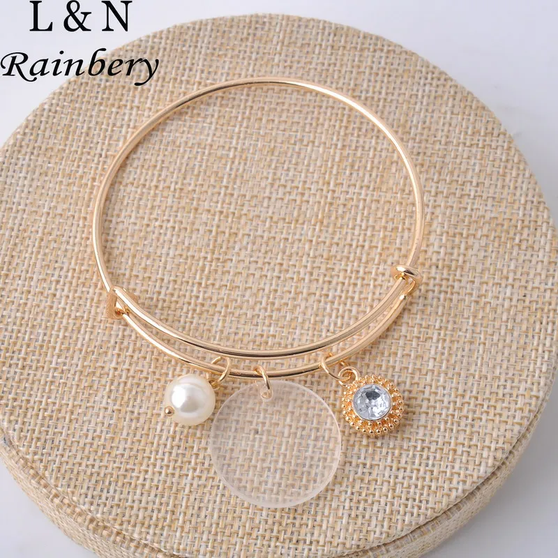 Rainbery 2019 New Expandable Clear Acrylic Disc Sparkly Gem Pearl Dangle Bracelet Monogram Bracelets&Bangles
Rainbery 2019 New Expandable Clear Acrylic Disc Sparkly Gem Pearl Dangle Bracelet Monogram Bracelets&Bangles