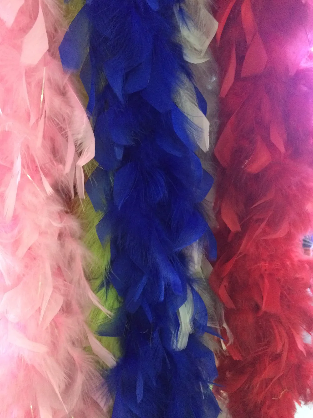 ree shipping 20pcs/lot 40g royal blue turkey Feather Strip Wedding Marabou Feather Boa 200cm(79")
ree shipping 20pcs/lot 40g royal blue turkey Feather Strip Wedding Marabou Feather Boa 200cm(79")