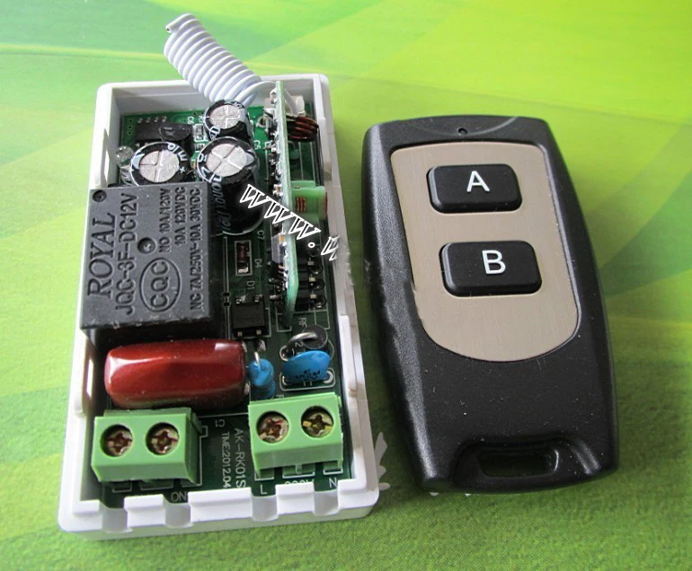 Best Price AC 220 V 1CH 1500W RF Wireless Remote Control Switch System Receiver & transmitter 315MHz 433MHz Interruptor remoto
Best Price AC 220 V 1CH 1500W RF Wireless Remote Control Switch System Receiver & transmitter 315MHz 433MHz Interruptor remoto