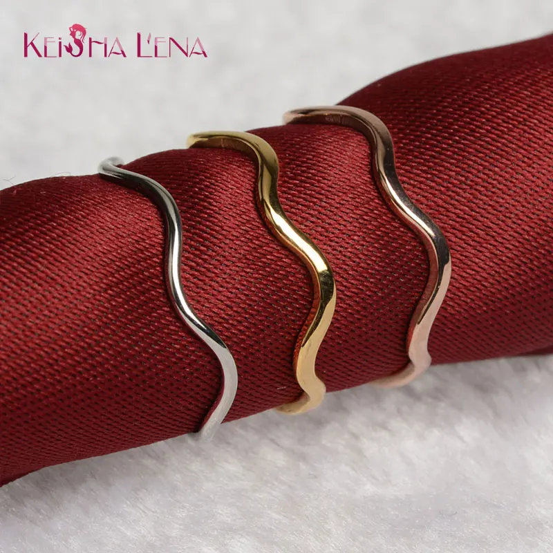 Keisha Lena Titanium Stainless Steel Rings For Women Golden Decorative Pattern Fashion Jewelry Wholesale never fade top quality
Keisha Lena Titanium Stainless Steel Rings For Women Golden Decorative Pattern Fashion Jewelry Wholesale never fade top quality