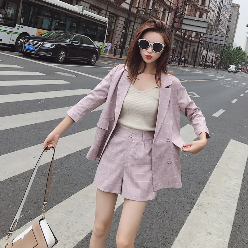 Women's suit Fashion Korean high quality long sleeve pink plaid suit jacket female Casual shorts suit ladies suit set 2019 new
Women's suit Fashion Korean high quality long sleeve pink plaid suit jacket female Casual shorts suit ladies suit set 2019 new