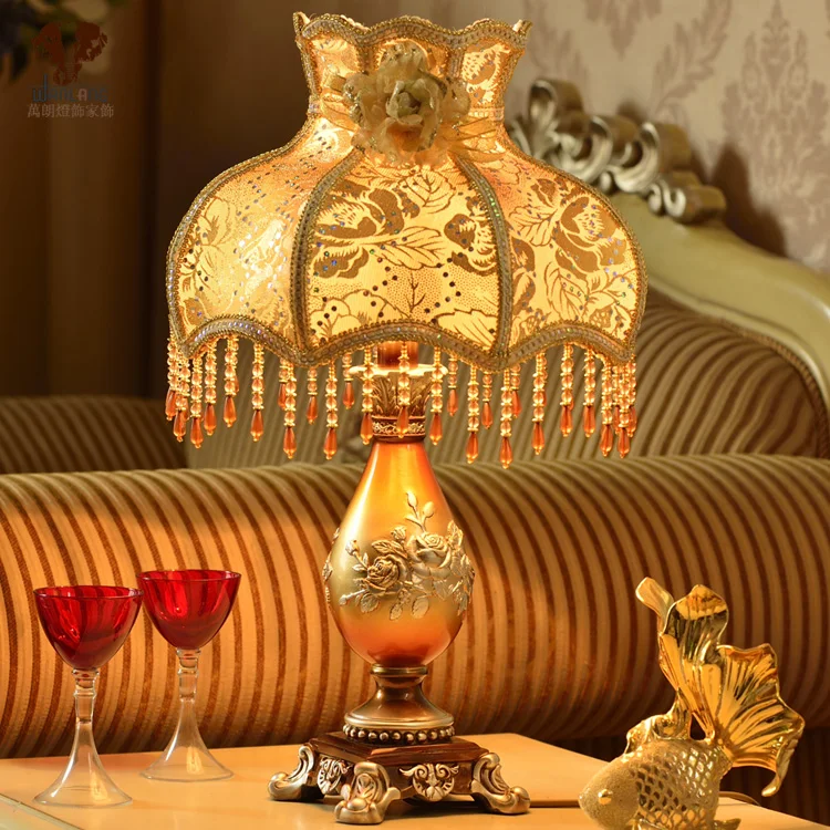 head Arts Crafts Wanlang European Princess Wedding Garden Lamp bedroom Bedside Lamp Retro lamps 5666B
head Arts Crafts Wanlang European Princess Wedding Garden Lamp bedroom Bedside Lamp Retro lamps 5666B