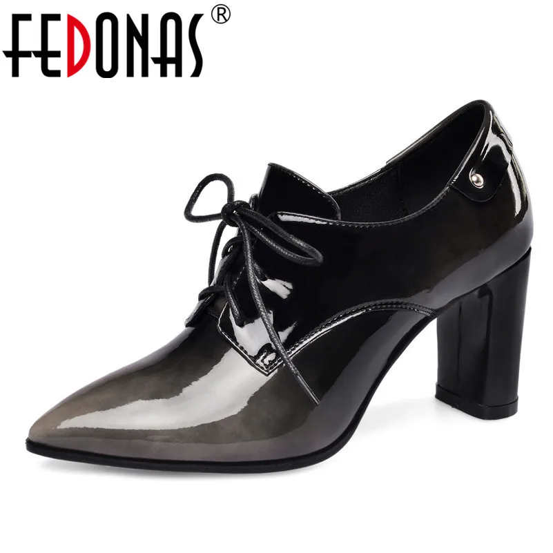 FEDONAS Classic Women Genuine Leather Pointed Toe High Heels Pumps 2020 Spring Autumn Cross-tied Elegant Party Prom Shoes Woman
FEDONAS Classic Women Genuine Leather Pointed Toe High Heels Pumps 2020 Spring Autumn Cross-tied Elegant Party Prom Shoes Woman