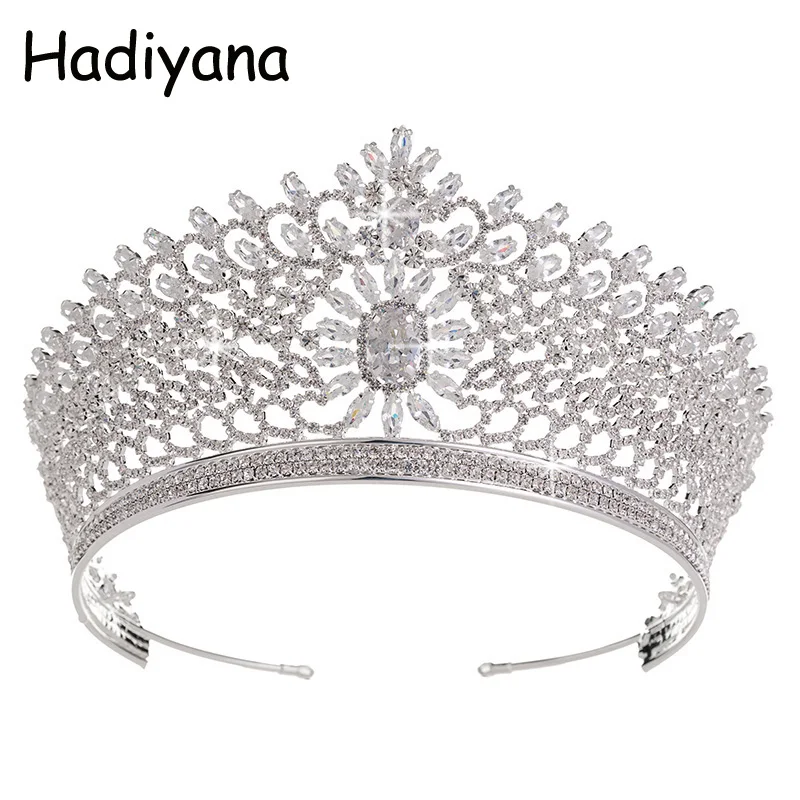 Hadiyana Dazzling Sun Goddess Princess Crowns Rhinestone Copper Zinconia Silver White Crown Bridal Wedding Party Tiaras HG6045
Hadiyana Dazzling Sun Goddess Princess Crowns Rhinestone Copper Zinconia Silver White Crown Bridal Wedding Party Tiaras HG6045
