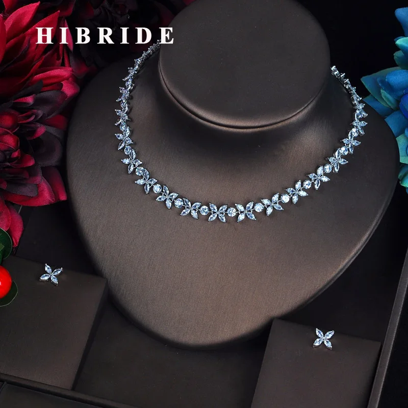 Комплект украшений HIBRIDE, Женский комплект из Колье и ожерелья, Романтический, в форме звезды, с кубическим цирконием, N-610
Комплект украшений HIBRIDE, Женский комплект из Колье и ожерелья, Романтический, в форме звезды, с кубическим цирконием, N-610