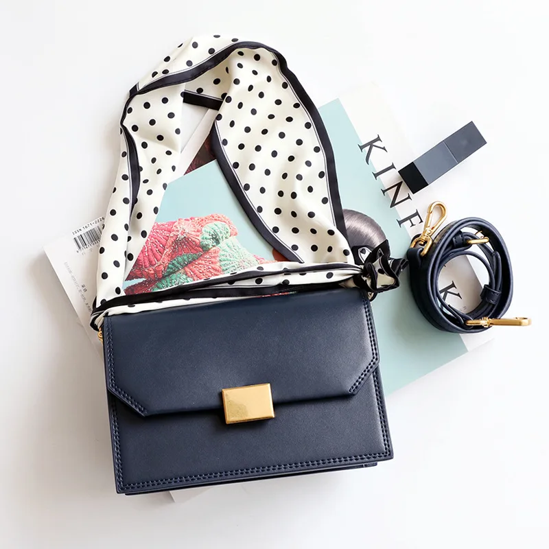 Fashion Silk cloth shoulder strap Crossbody Bags For Women Genuine Leather Shoulder Bag Flap Luxury Handbags Women Bags Designer
Fashion Silk cloth shoulder strap Crossbody Bags For Women Genuine Leather Shoulder Bag Flap Luxury Handbags Women Bags Designer