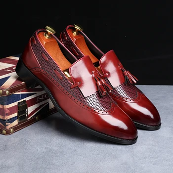 Shoes Men Tassel Loafers 2020 Italian Dress Shoes High Quality Casual Loafer Men Wedding Party Shoes Male Designer Flat Shoes
Shoes Men Tassel Loafers 2020 Italian Dress Shoes High Quality Casual Loafer Men Wedding Party Shoes Male Designer Flat Shoes