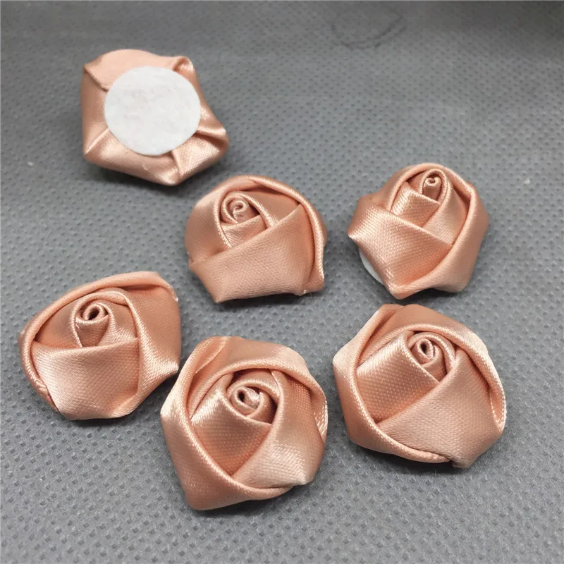 50pcs 25mm Satin Ribbon Rose Flower DIY Craft Wedding Appliques beige light purple&red
50pcs 25mm Satin Ribbon Rose Flower DIY Craft Wedding Appliques beige light purple&red