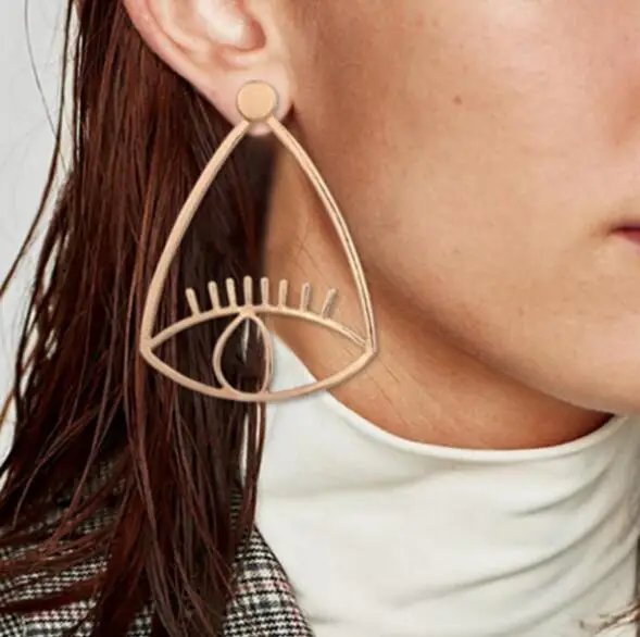 2018 So Cool Gold/Silver/Black Filled Hollow Out Big Eye Stud Earrings For Women Large Statement Earrings boucles d'oreilles
2018 So Cool Gold/Silver/Black Filled Hollow Out Big Eye Stud Earrings For Women Large Statement Earrings boucles d'oreilles