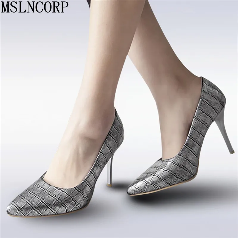 plus size 34-48 New Fashion high heels women pumps thin heel classic Pointed Toe sexy Snake Pattern prom wedding Office shoes
plus size 34-48 New Fashion high heels women pumps thin heel classic Pointed Toe sexy Snake Pattern prom wedding Office shoes