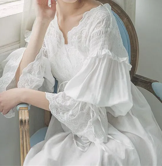 New Spring Summer Women's Fairy Off Shoulder Embroidered Organza Dress Holiday Female Girls White Long Mesh Dresses
New Spring Summer Women's Fairy Off Shoulder Embroidered Organza Dress Holiday Female Girls White Long Mesh Dresses