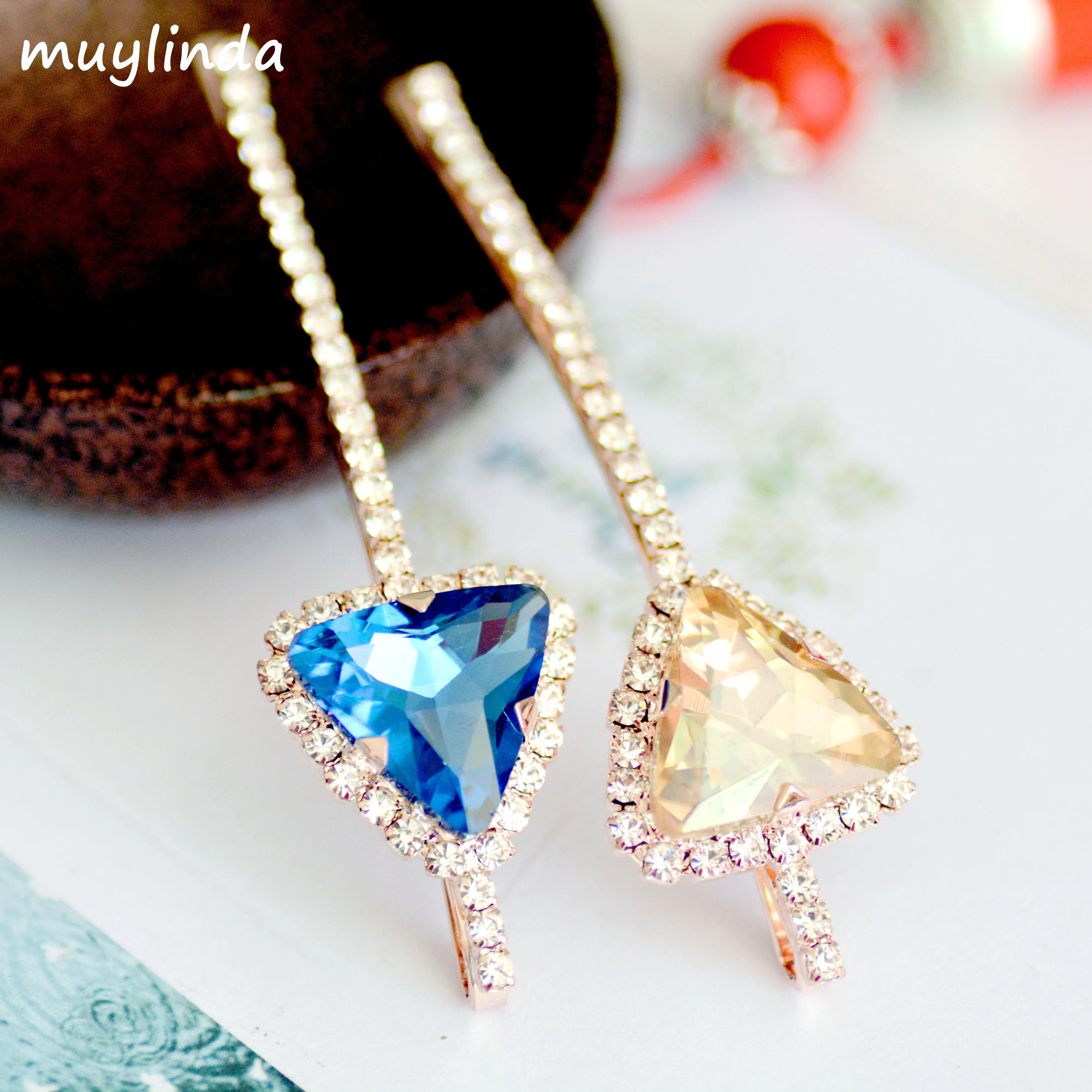 (2 PCS/LOTS) Triagnle Geometry Crystal Hair Clip Pin Rhinestone Hairpin Ladies Mix Color Big Hair Accessories
(2 PCS/LOTS) Triagnle Geometry Crystal Hair Clip Pin Rhinestone Hairpin Ladies Mix Color Big Hair Accessories