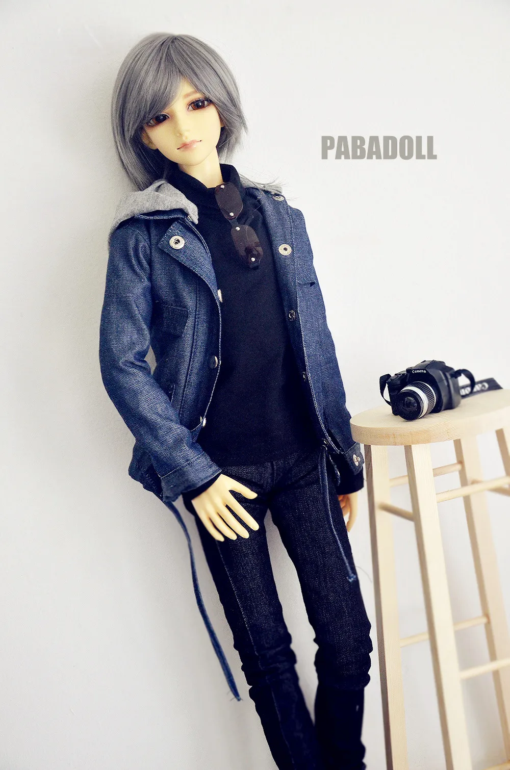 Cool Hoodie Jeans Jacket Top For BJD Doll 1/4 MSD,1/3 SD13,SD17 Uncle Doll Clothes CMB80
Cool Hoodie Jeans Jacket Top For BJD Doll 1/4 MSD,1/3 SD13,SD17 Uncle Doll Clothes CMB80